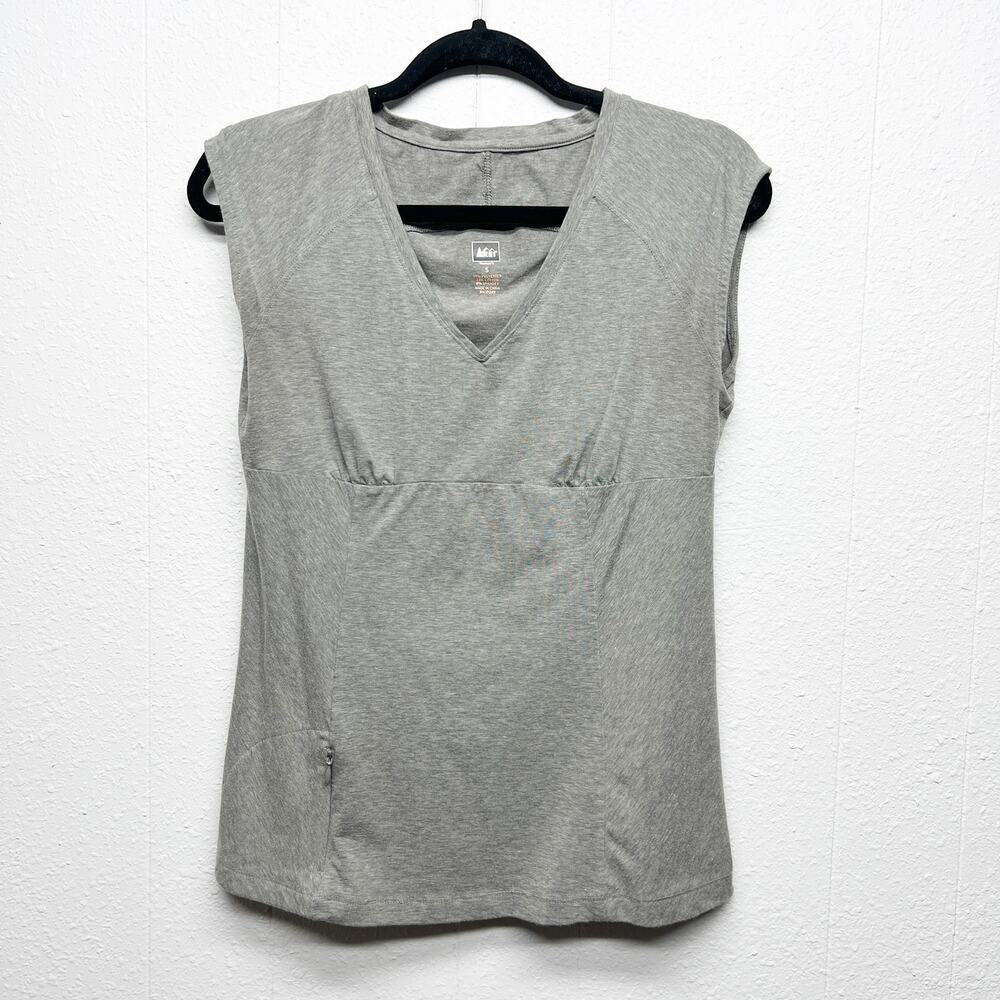 REI Outdoor Activewear Charcoal V-Neck Women's Top Size Small Stretch